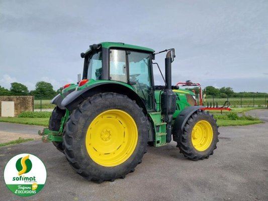 Tracteur agricole John Deere 6120M