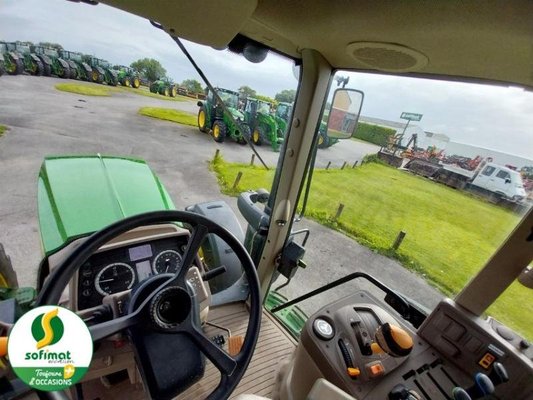 Tracteur agricole John Deere 6120M