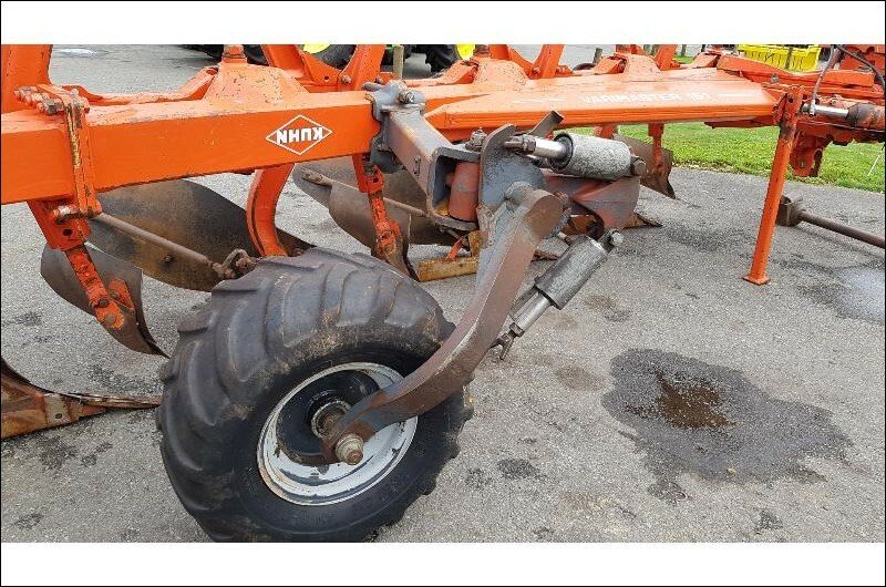 Charrue Pour Micro Tracteur Occasion Le Bon Coin