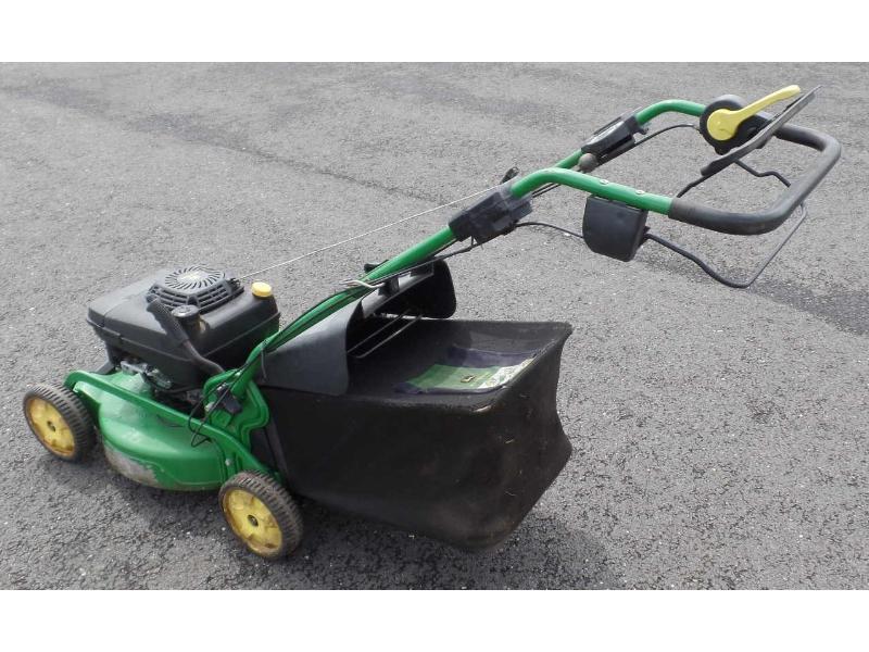 Tondeuse poussée et tractée John Deere JX90 d'occasion en vente sur Sofimat