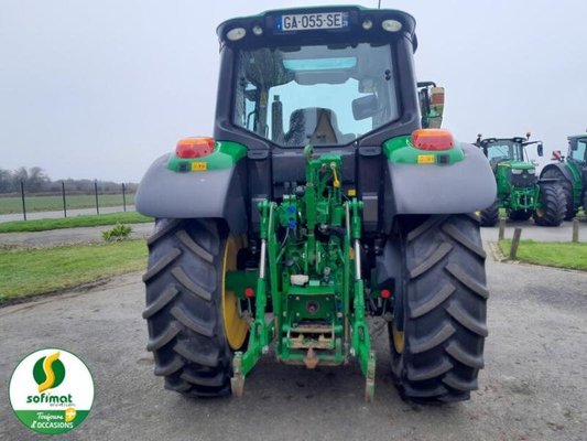 Tracteur agricole John Deere 6100M