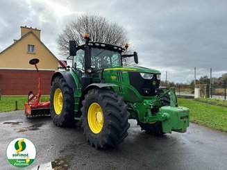 Tracteur agricole John Deere 6215R - 1