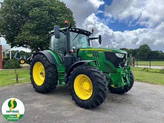 Tracteur agricole John Deere 6155R