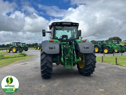 Tracteur agricole John Deere 6155R