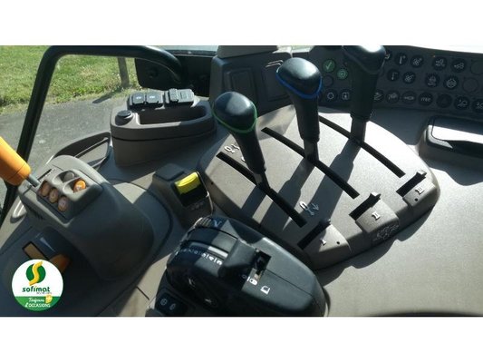 Tracteur agricole John Deere 6195M