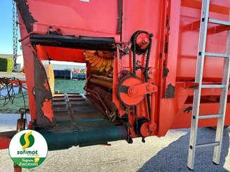 Remorque distributrice Brochard B60 - 4