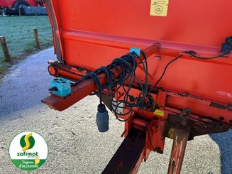Remorque distributrice Brochard B60 - 6
