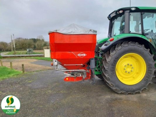 Distributeur d'engrais Kuhn AXIS401