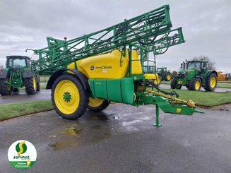Pulvérisateur traîné John Deere M732 - 1