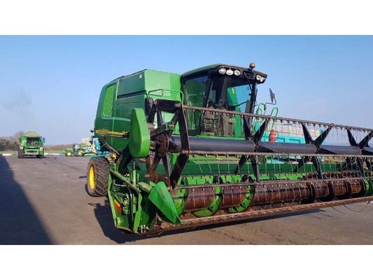 Moissonneuse batteuse John Deere MB9640HMWTS