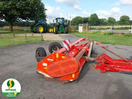 Broyeur à axe horizontal Kuhn RM320