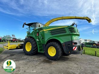 Ensileuse automotrice John Deere 8400 - 1