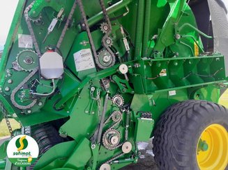 Presse à balles rondes John Deere V461R - 6