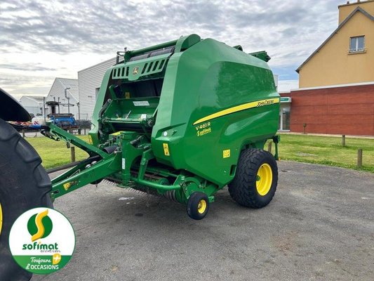 Presse à balles rondes John Deere V461R