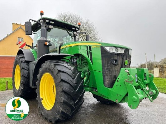 Tracteur agricole - 8270R