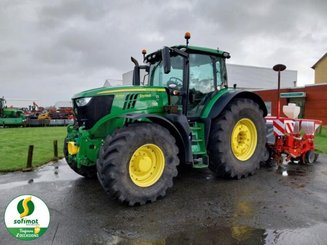 Tracteur agricole John Deere 6215R - 1
