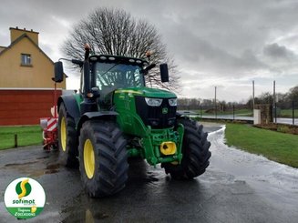 Tracteur agricole John Deere 6215R - 1