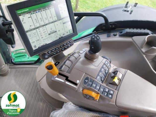 Tracteur agricole John Deere 6195R