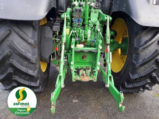 Tracteur agricole John Deere 6175R