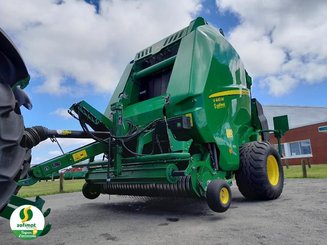Presse à balles rondes John Deere V461M - 4