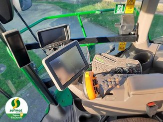 Ensileuse automotrice John Deere 8300 - 8