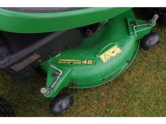 Tondeuse professionnelle John Deere X950R - 17
