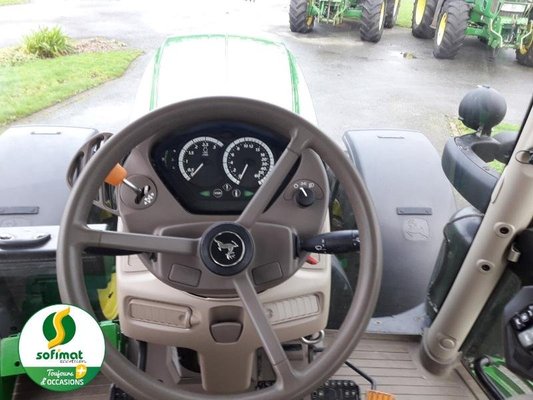 Tracteur agricole John Deere 6155R
