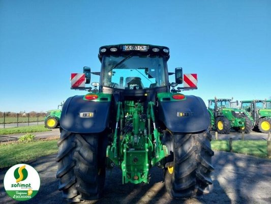 Tracteur agricole John Deere 6250R