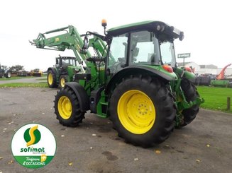 Tracteur agricole John Deere 5100M - 3