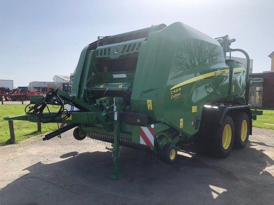 Presse enrubanneuse John Deere Presse enrubanneuse à chambre variable combi-enrubanneur combi enrubanneur C461R