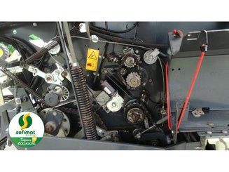 Presse à balles rondes Massey Ferguson 520V - 7