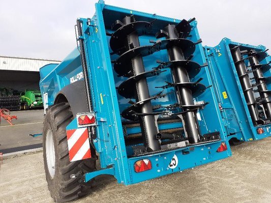 Épandeur à fumier Rolland RF5517