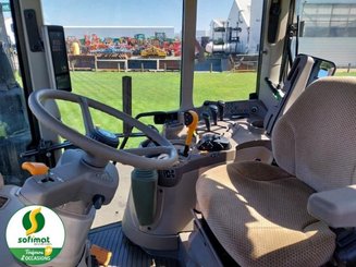 Tracteur agricole John Deere 6120M - 6