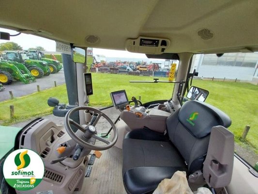 Tracteur agricole John Deere 6R120