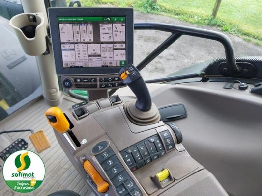 Tracteur agricole John Deere 6R120