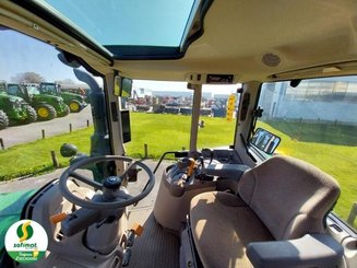 Tracteur agricole John Deere 6110M - 7