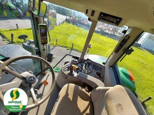Tracteur agricole John Deere 6175M