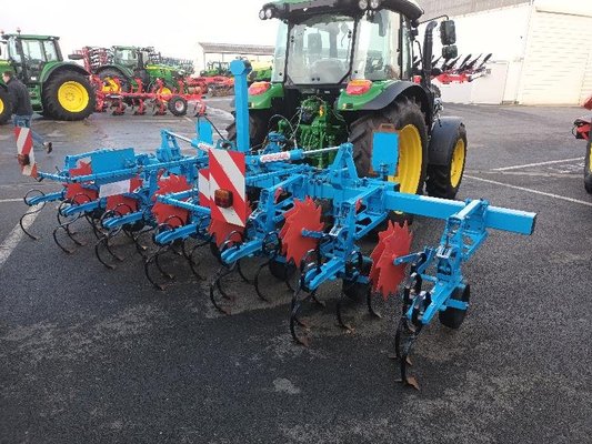 Décompacteur Monosem BINEUSE MONOSEM MULTICROP