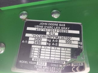 Presse à balles rondes John Deere V461M - 1