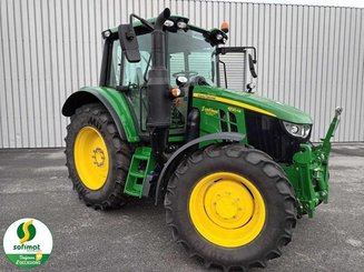 Tracteur agricole John Deere 6120M - 1