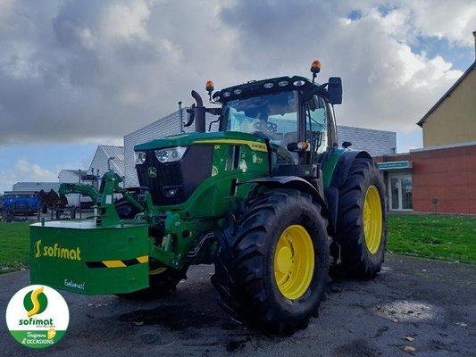 Tracteur agricole John Deere 6R215