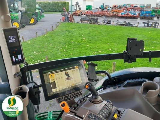 Tracteur agricole John Deere 6R215