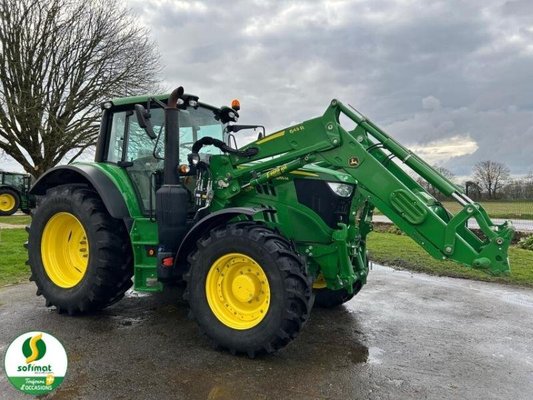 Tracteur agricole John Deere 6155M