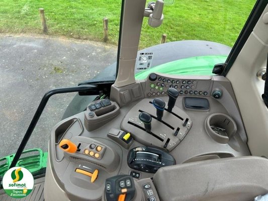 Tracteur agricole John Deere 6155M