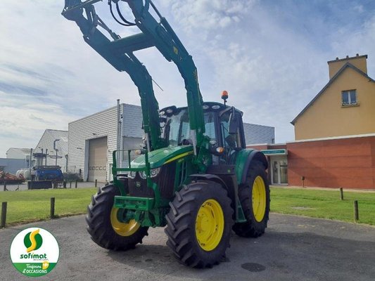 Tracteur agricole John Deere 6120M
