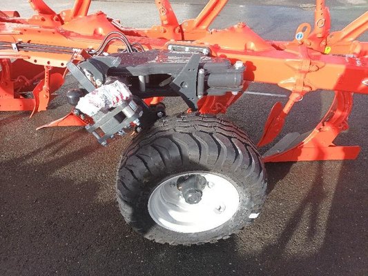 Charrue Kuhn VML6
