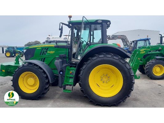 Tracteur agricole John Deere 6195M
