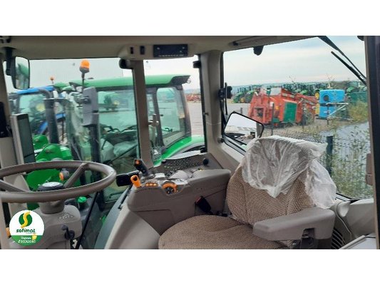 Tracteur agricole John Deere 6195M