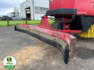 Balayeuse Bobcat POWERLEAD - 1