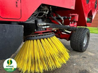 Balayeuse Bobcat POWERLEAD - 2
